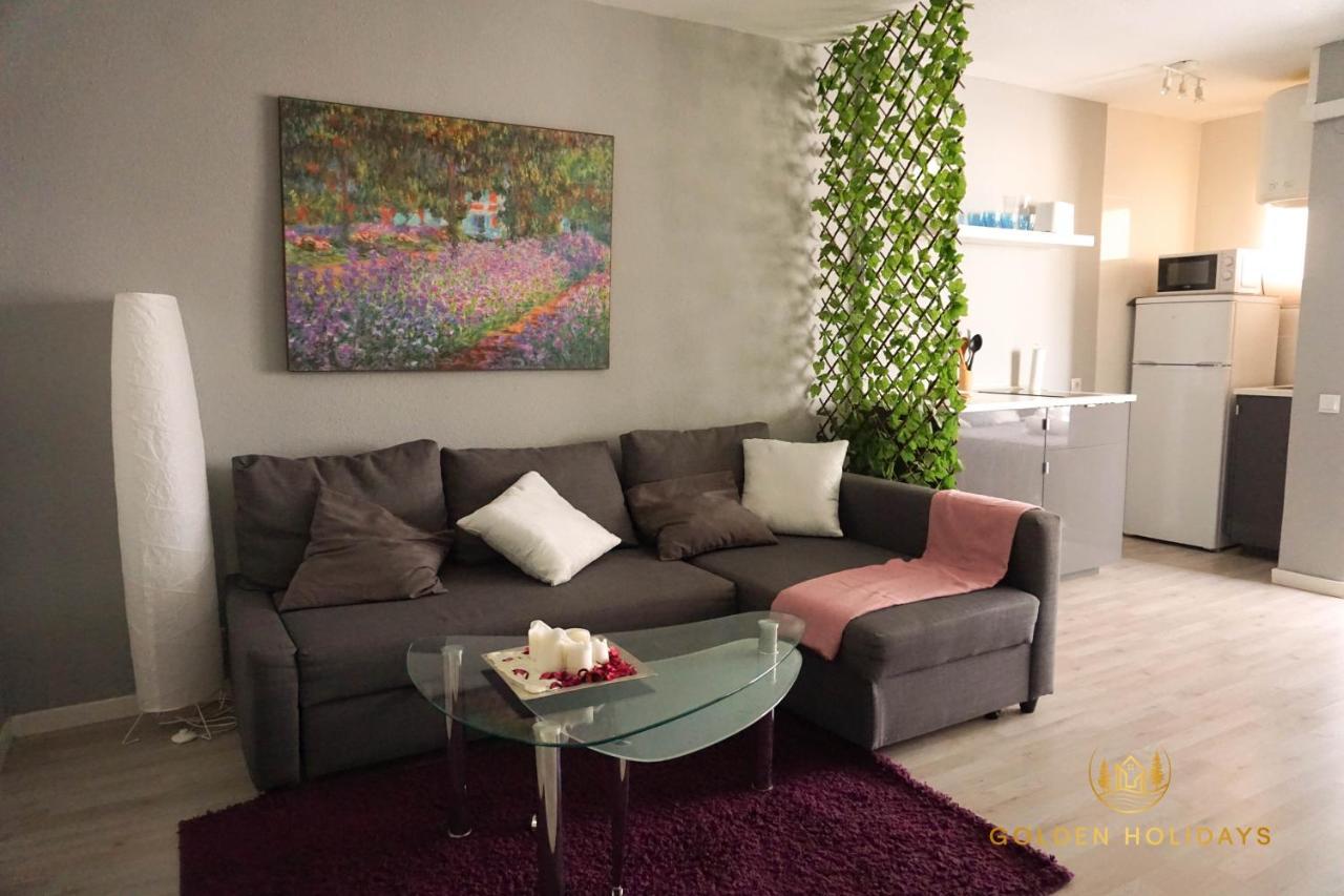 Апартаменты Atico Loft Moderno Centrico Фуэнхирола Экстерьер фото